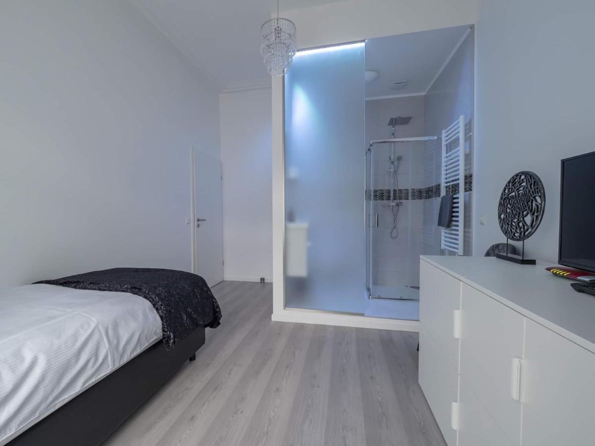 Executive Single Room With En-Suite In Guest House City Centre Люксембург Екстериор снимка
