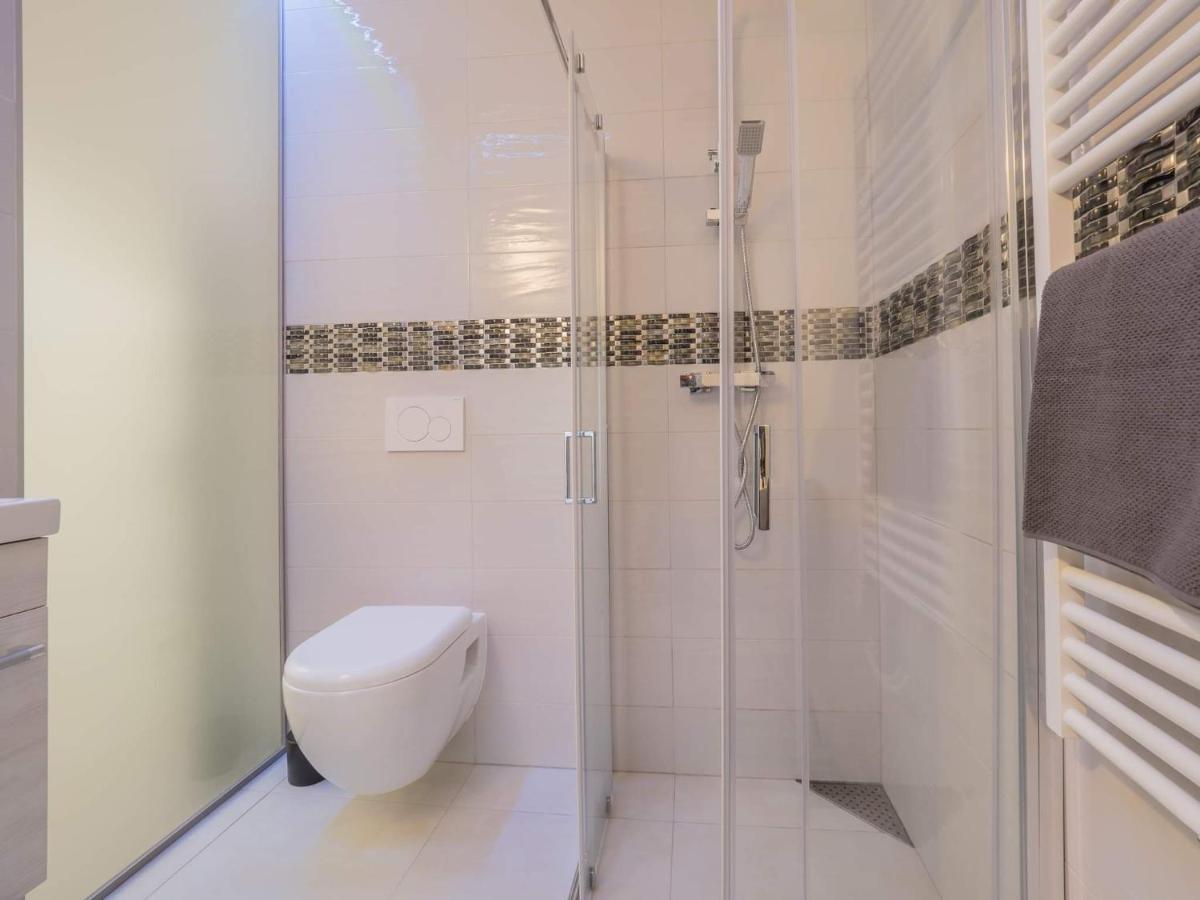 Executive Single Room With En-Suite In Guest House City Centre Люксембург Екстериор снимка