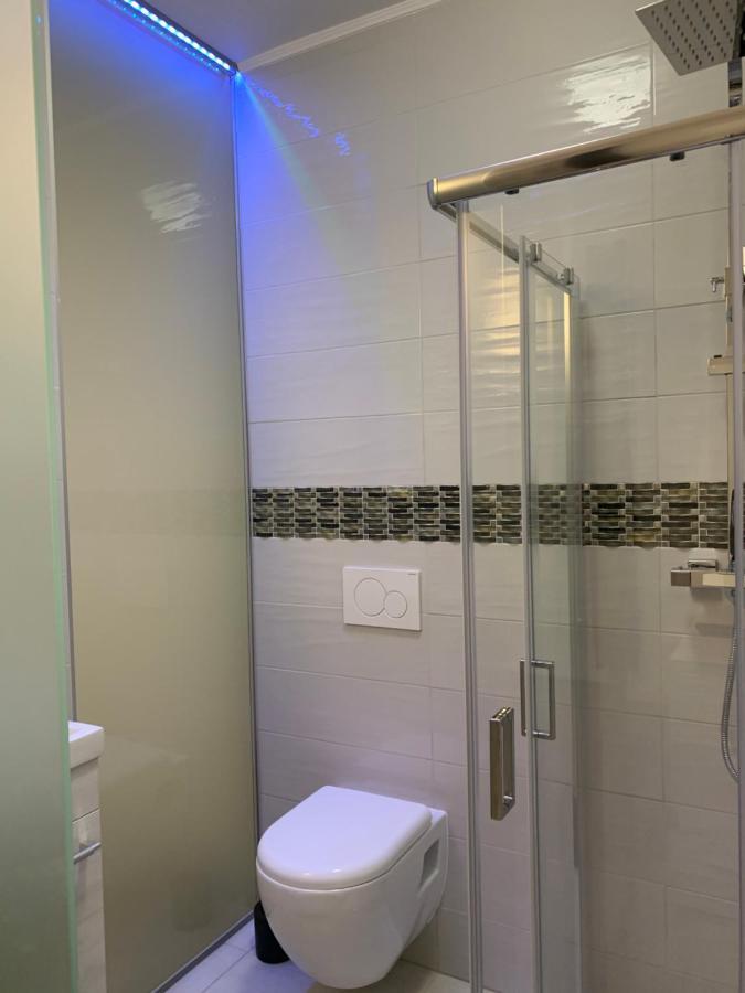 Executive Single Room With En-Suite In Guest House City Centre Люксембург Екстериор снимка