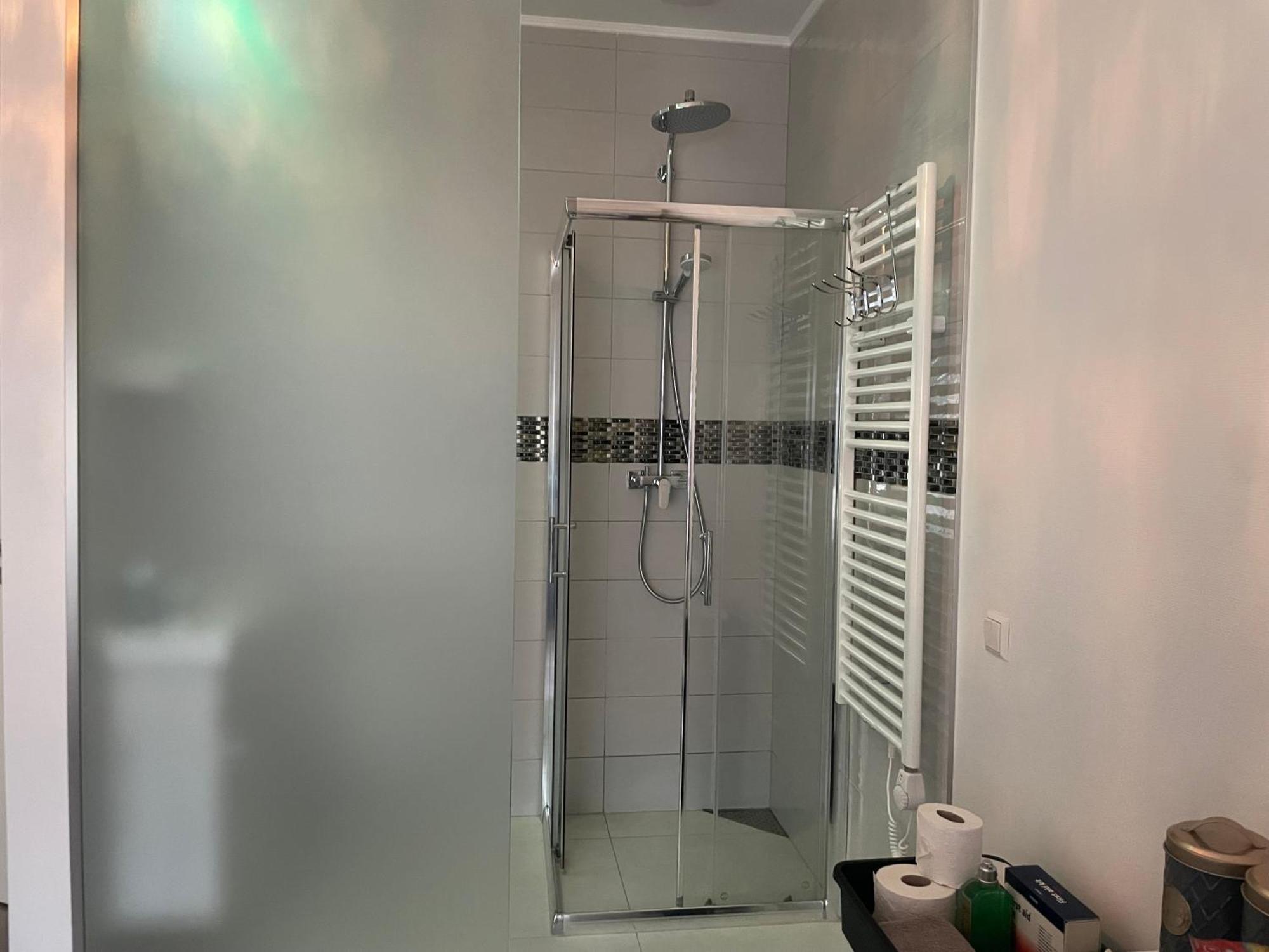 Executive Single Room With En-Suite In Guest House City Centre Люксембург Екстериор снимка